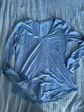Women's  V-Neck Long Sleeve Tee-
